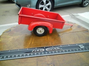 Vintage 1950s Tru-Scale International Harvester Flared Toy Utility Trailer 1/16 - Picture 1 of 6