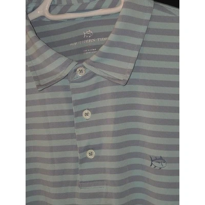 Camisa polo masculina Southern Tide listrada azul cinza desempenho golfe grande - Imagem 1 de 4