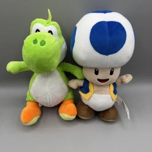 Official Super Mario Bros. BLUE TOAD Mushroom & YOSHI Plush Nintendo 2017 & 2019 - Picture 1 of 10