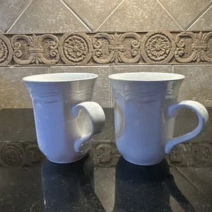 Set of 2 Mikasa French Countryside Coffee Mugs White Scalloped F9000 3.5" Japan - Picture 1 of 5