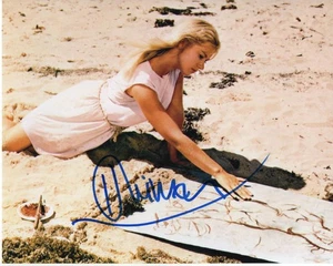HELEN MIRREN SIGNED AUTOGRAPH 8X10 PHOTO - LEGEND, SEXY BEAUTIFUL,AGE OF CONSENT - Picture 1 of 2