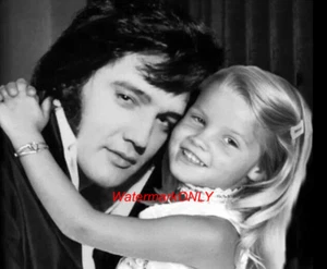 "Elvis Presley" "King of Rock & Roll", Lisa Marie wunderschönes "Pin Up" FOTO! #101 - Bild 1 von 2