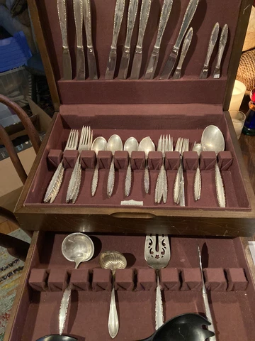 SALE! 1965 Lunt Sterling Silver LACE POINT Flatware Set For 9 Service 44 Pieces Cover