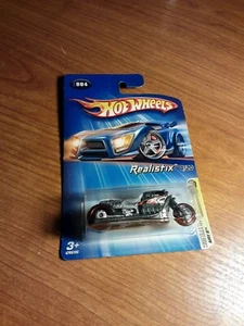 2005 Hot Wheels Airy 8 2005 First Edition #004 SILVER REALISTIX - Picture 1 of 4