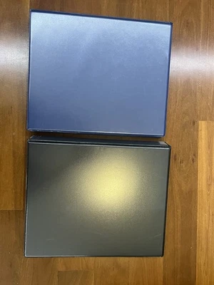 Two Banknote Albums - image 1 of 4