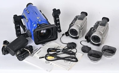 Two (2) Sony DCR-TRV900 Handycam Mini DV 3-CCD Camcorders with UW Case! - Image 1 of 4