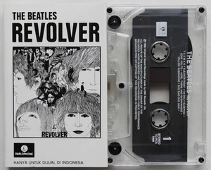 THE BEATLES - REVOLVER (PARLOPHONE TCPCS7009) 1990s INDONESIA CASSETTE REISSUE - Picture 1 of 4