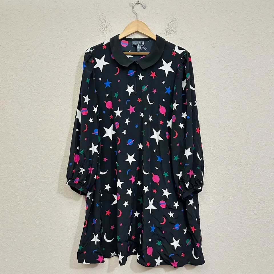 MODCLOTH Mini Shift Dress Women 3X Plus Black Stars Celestial Galaxy Puff Sleeve - Image 1 of 4
