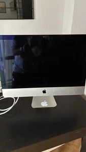Apple iMac 21,5 Late 2015 - Imagen 1 de 8