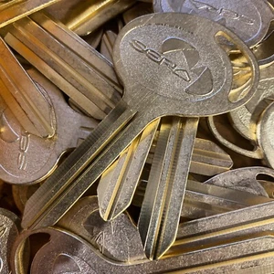 Toyota Sera blank key (BLANK KEY ONLY) - Picture 1 of 2