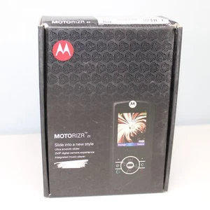 Rare Vintage Motorola MOTORIZR Z3 Red Slider Phone SE7723AD ASIS For Parts - Picture 1 of 4