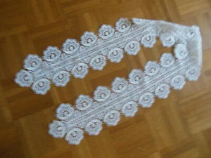 Tischband aus Spitze, Luftspitze aus Plauen , Länge 80 cm, Breite 17,5 cm, NEU, - Bild 1 von 2