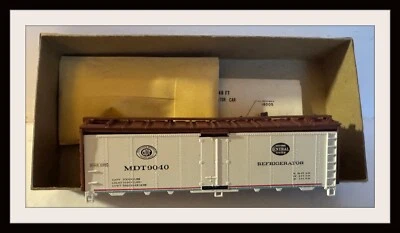 Athern NYC Kit Reefer # MDT  9040 NOS - Image 1 of 2