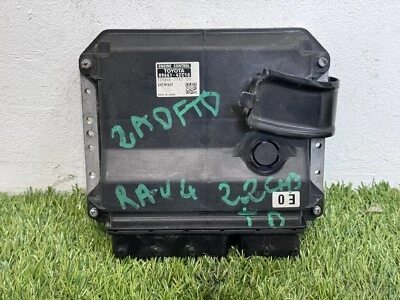 89661-42C10 CENTRALINA MOTORE ECU TOYOTA RAV4 III 2.2 D 100 KW DENSO 175800-7743 - Immagine 1 di 3