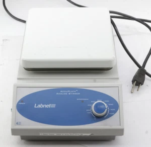 Labnet Accuplate Analog Stirrer Magnetic - Simple Dial Operation D0310 - USED - Picture 1 of 4