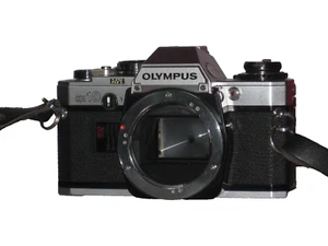 Olympus OM10 Body 35mm SLR - Tested *READ DESCRIPTION* - Photo 1/5