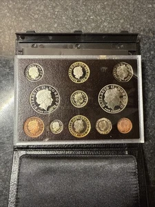 2008 UK EXECUTIVE 11 COIN PROOF COLLECTION - The Royal Mint - Leather Case - Picture 1 of 4