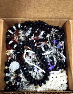 Schmuckset 1 Pfund 10,3 Unzen Vintage-Modern Trödel Handwerk Mehrzweck Reparatur Strass - Bild 1 von 14