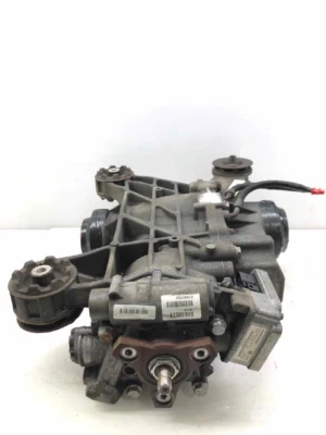 2012-2014 年大众途观后差速器托架组件 — 第 1/4 张图片