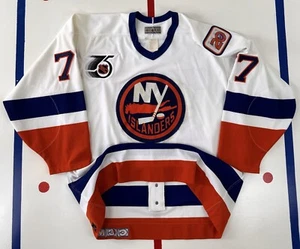 Auténtica camiseta de hockey Pierre Turgeon New York Islanders NHL 1991-92 de colección 48 - Imagen 1 de 9