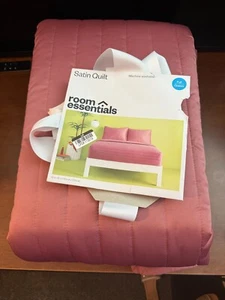 Full/Queen Satin Quilt Rose Pink - Room Essentials: Midweight Sateen Coverlet, - Picture 1 of 2