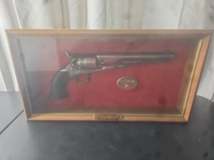 RARE SEAGRAMS 44 U.S CAVALRY REVOLVER 1860 VO Canadian Whiskey vintage bar BEER - Picture 1 of 8