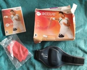 Wii Game - EA Sports Active Personal Trainer + Leg Strap + Resistance - Unused
