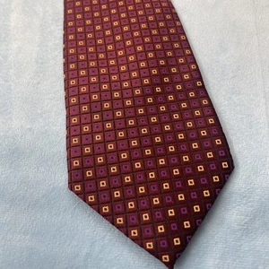 VITOROFOLO Italy Silk Tie Magenta Maroon Gold Boxes Print Geometric Regency 61" - Picture 1 of 12