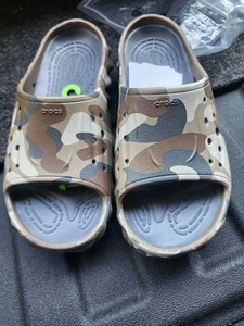 NEW! CROCS ECHO CAMO REDUX SLIDES Charcol Adult Comfort Shoes Clog SlipOn M6 W8 - Picture 1 of 5