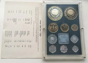 India 1979 Year of Child Mint Box Proof Set of 10 Coins,Proof - Picture 1 of 5