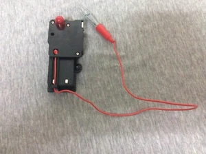 2007 Milton Bradley Spongebob Operation Game Battery Mechanism Replacement Parts - Picture 1 of 4