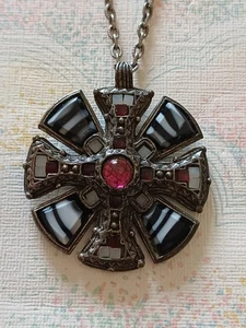 Miracle Necklace 5cm Silver Tone Art Glass Celtic Pendant On 60cm Chain Vtg 60s - Picture 1 of 7