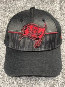 Tampa Bay Buccaneers Hat Cap Snapback Youth Black New Era 9forty Logo Adjustable - Picture 1 of 9