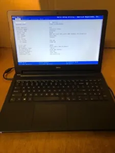 Dell Inspiron 5555 15.6" (AMD A8-7410@2.2GHz, 8GB RAM) NO OS/HD/ADAPTER/CADDY - Picture 1 of 13