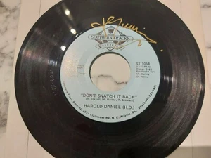 Harold Daniel (H.D.) – Don't Snatch It Back 1986 US 7" SOUL                   L1 - Picture 1 of 2