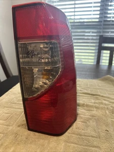 2000 Nissan Xterra Passenger Tail Light Quarter Panel Mounted Fits   OEM - Picture 1 of 4