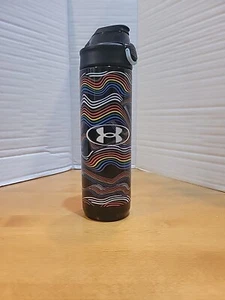 Botella de agua Under Armour UA 18 oz Pride Steel - Imagen 1 de 10