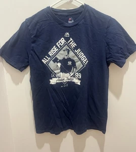 Camiseta pequeña juvenil de los Yankees de Nueva York Aaron Judge #99 "All Rise For The Judge" - Imagen 1 de 6