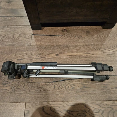 AMBICO V-0552 TRIPOD W/ Quick Release Plate. - Image 1 of 4