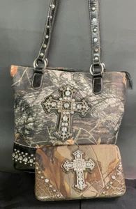 Country Road Combo Camo Shoulder Purse Rhinestone Studs & Clam Shell Card Wallet - Picture 1 of 15