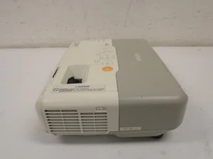 Epson 3LCD Projector H382A - Picture 1 of 5