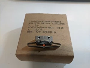 HONEYWELL ADAPTER SWITCH ACTUATOR 531226-1 1680-00-932-5410 - Bild 1 von 2