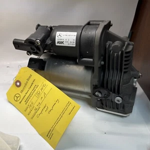 Mercedes-Benz AMK Air Suspension Compressor Pump A1663200104 - FOR PARTS - Picture 1 of 7