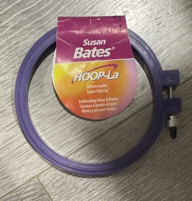 Susan Bates Embroidery hoop & frame 4" purple - Image 1 of 2