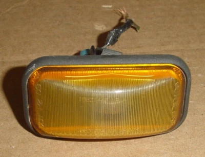 03 04 05 06 07 08 09 Hummer H2 techo central separación luz ámbar delantera Foto 1 de 4