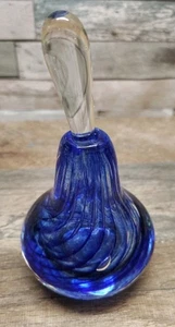 Vintage mundgeblasenes Kunstglas Parfüm Flakon blau Wirbel mit Stopfen - Bild 1 von 6