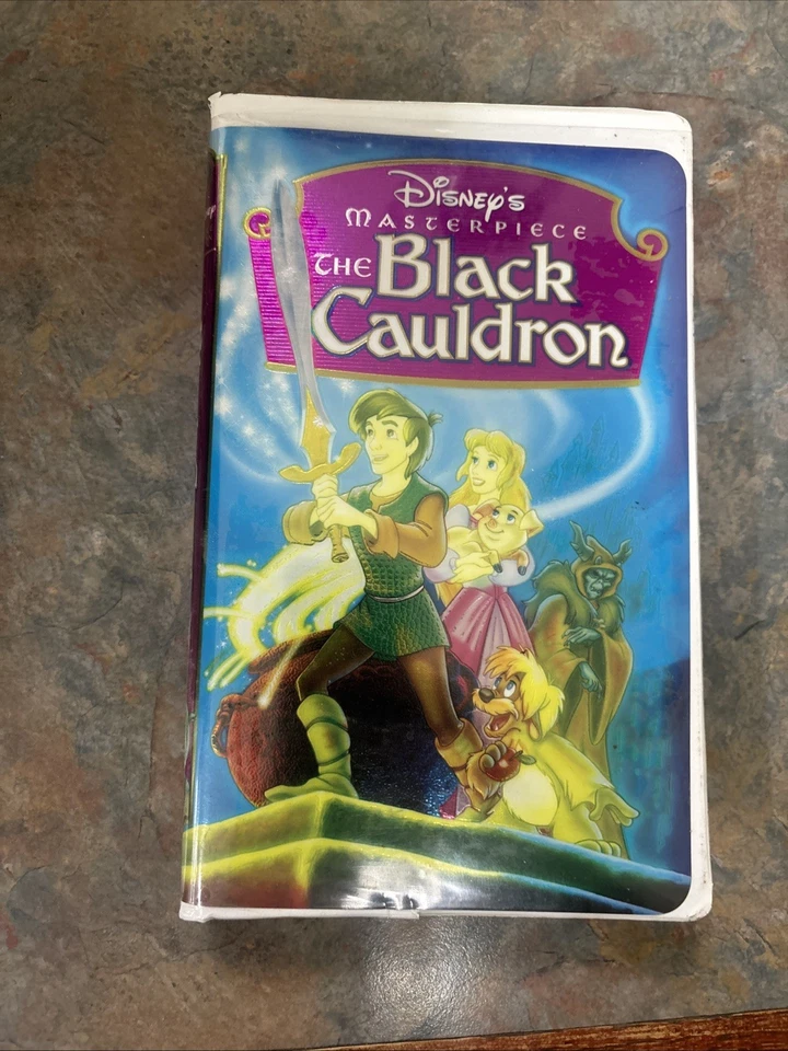 VHS - Disney’s Masterpiece - The Black Cauldron (VHS - 1998)  Foto 1 de 3