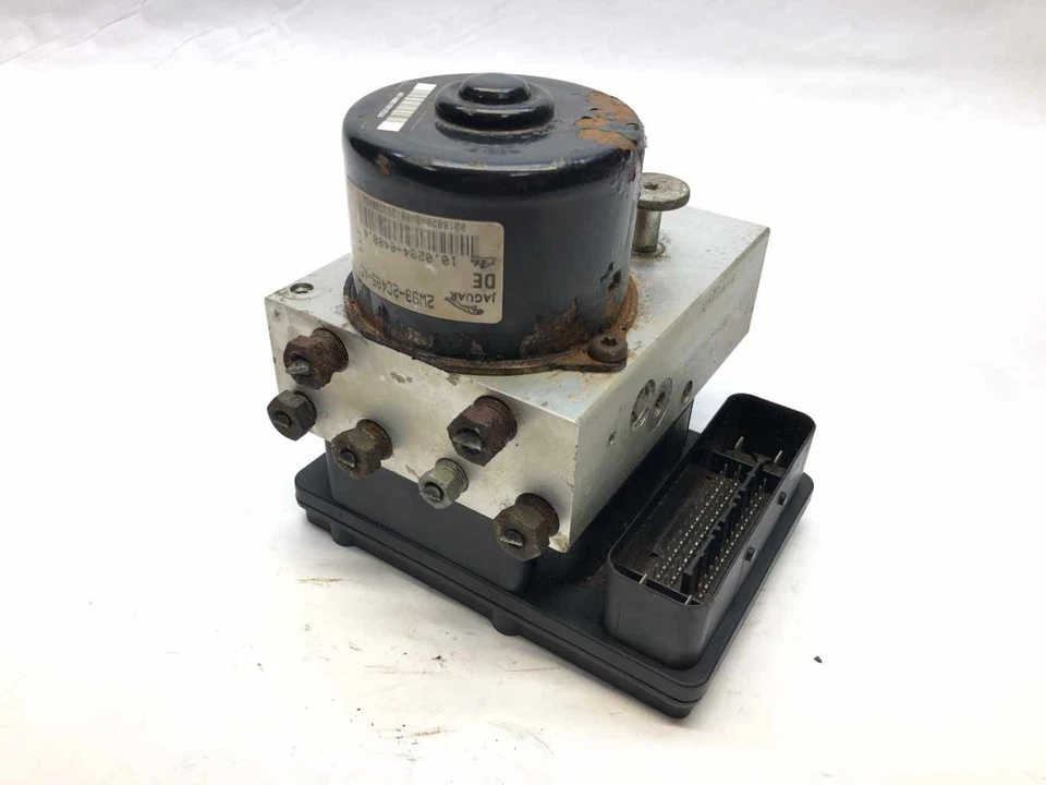 Conjunto de módulo de bomba de freno antibloqueo Jaguar XJ8 2004-2005 a través de los últimos 6 VIN -G31214 Foto 1 de 4