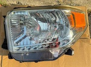 TO2502218 Fits 2014 2015 Toyota Tundra Headlight Driver Side SR|SR5|LIMITED - Picture 1 of 6