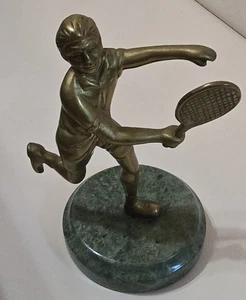 Statua scultura giocatore tennis ottone 61/4" T vintage 51/2" base marmo/granito - Foto 1 di 9